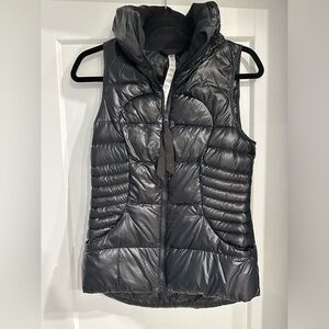 Lululemon black vest, size 6, good condition